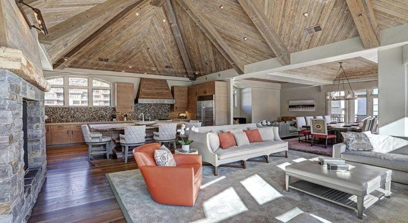 Luxury Mountain-Side Penthouse with Stunning Views Apartment in Lionshead Village Vail