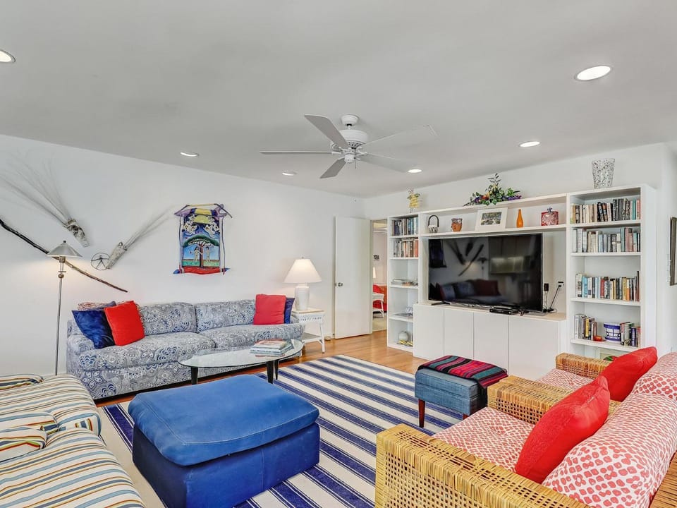 Coops Retreat House in Tybee Island