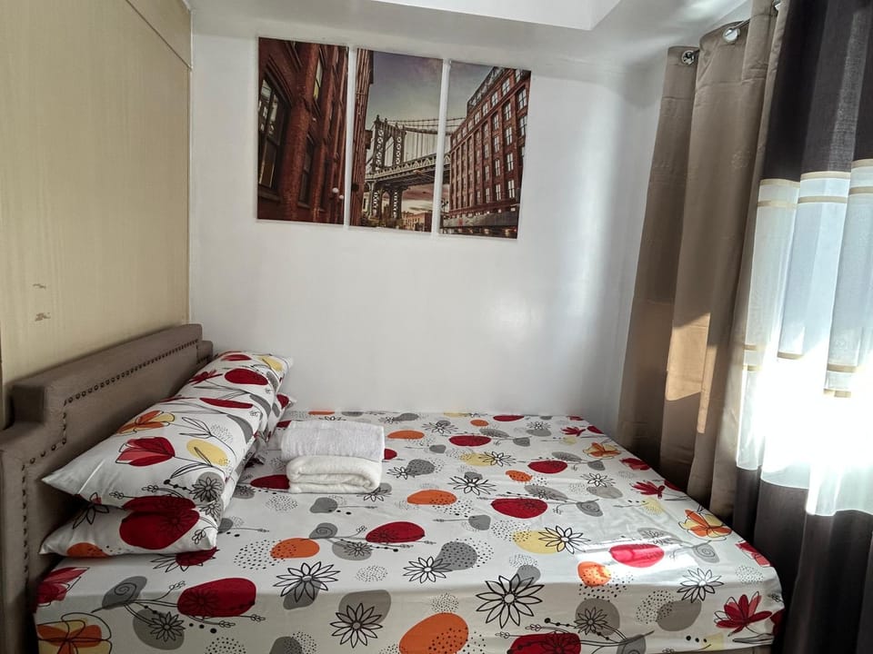 Sea Residences Mall of Asia by Jermel Capsule hotel in Pasay