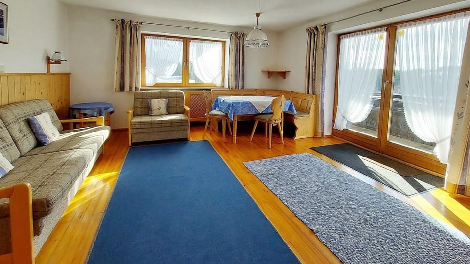 Ferienwohnung Nr 3, Lechbruck-Gründl, Allgäu Apartment in Bavaria