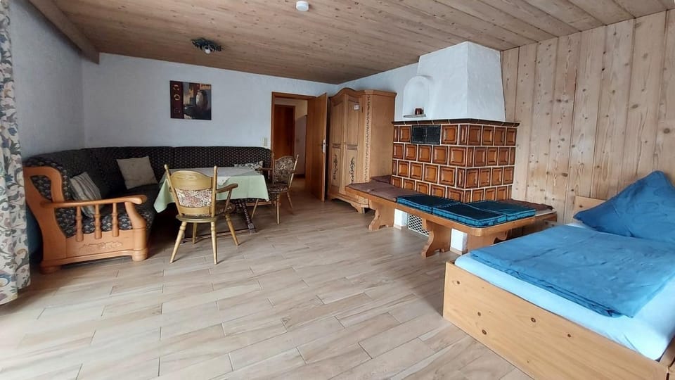 Ferienwohnung Nr 1, Lechbruck-Gründl, Allgäu Apartment in Bavaria