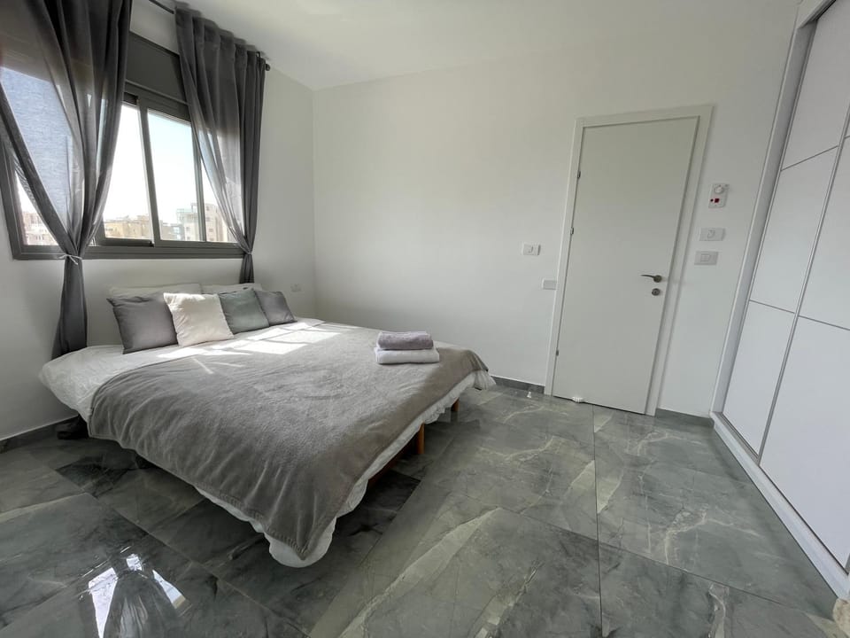 SEA& SUN Apartment in Haifa District