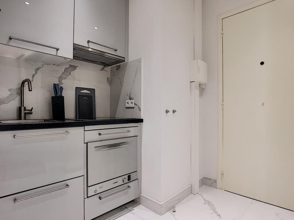 Kitchen or kitchenette, Other