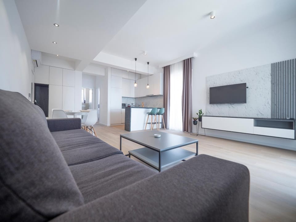 TV and multimedia, Living room, Seating area
