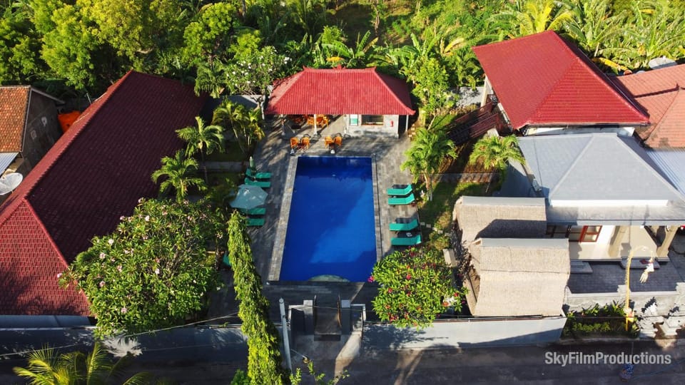 Property building, Swimming pool