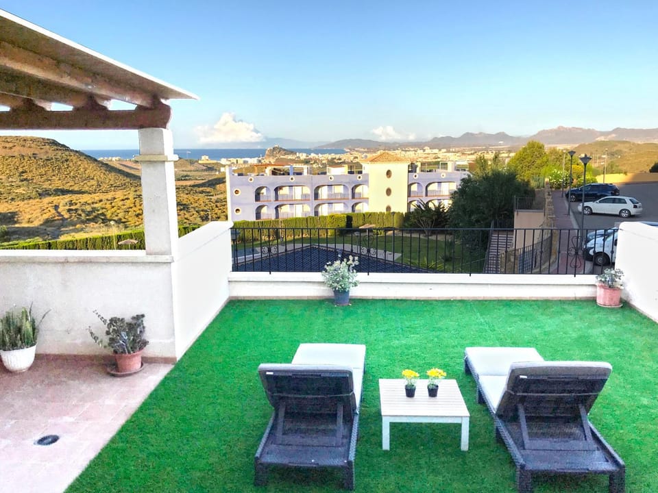 BBQ facilities, Garden, Garden, Balcony/Terrace, Balcony/Terrace, City view, City view, Garden view, Garden view, Mountain view, Mountain view, Pool view, Pool view, Sea view, Sea view, Sunrise, Sunset, Quiet street view, sunbed