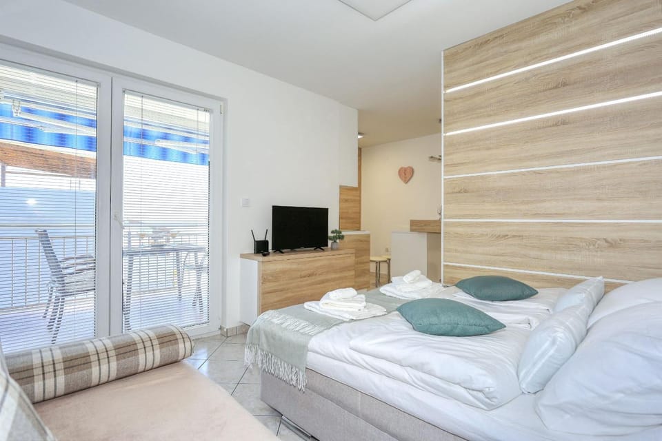 La Manche Apartment in Šibenik-Knin County, Croatia