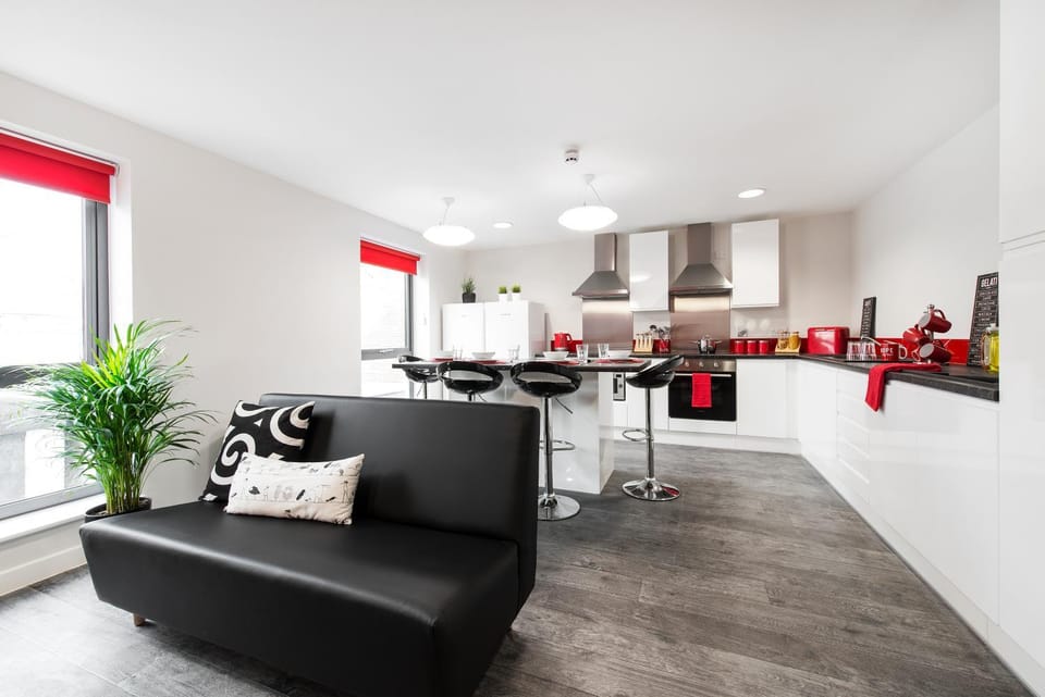 Communal lounge/ TV room, Communal kitchen