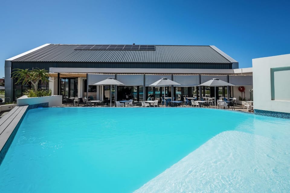 Summer, Swimming pool, Swimming pool