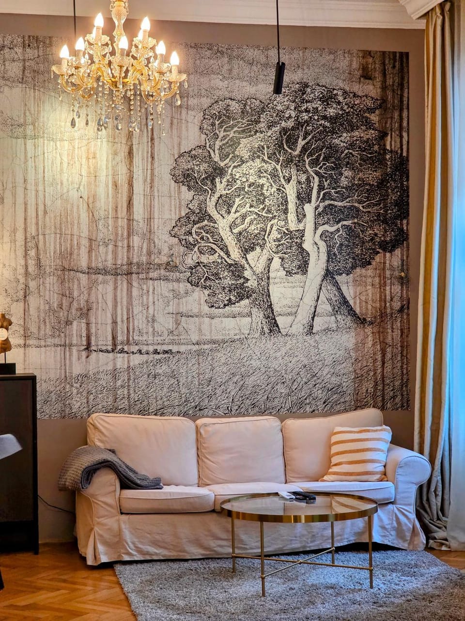 Living room, Seating area