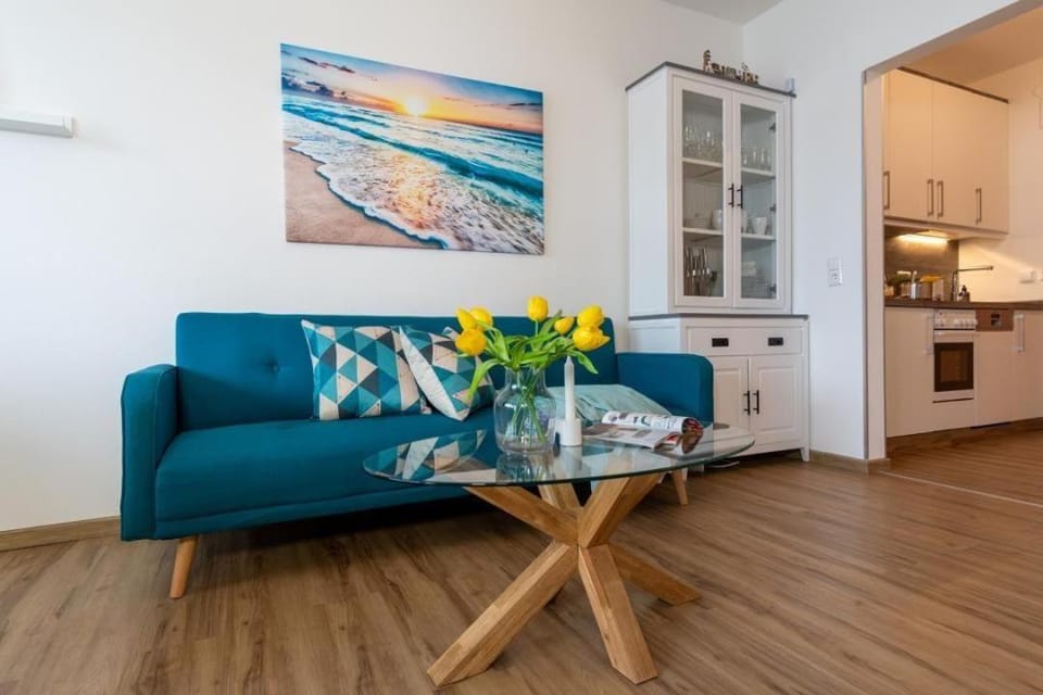 Strandhotel-Heiligenhafen-Wohnung-101-Typ-IV-Wasserblick Apartment in Heiligenhafen
