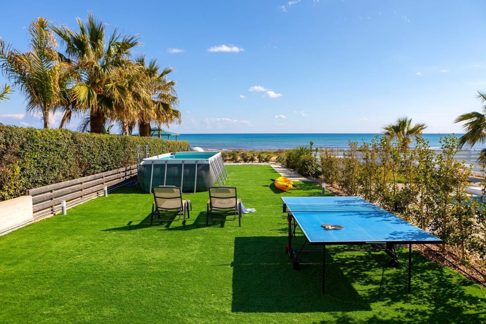 Ayia Thekla Seafront Villa Dagi Villa in Sotira
