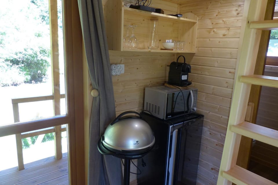 BBQ facilities, kitchen