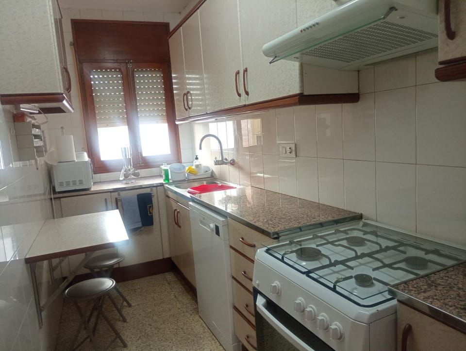 Kitchen or kitchenette, dishwasher, minibar, pet friendly