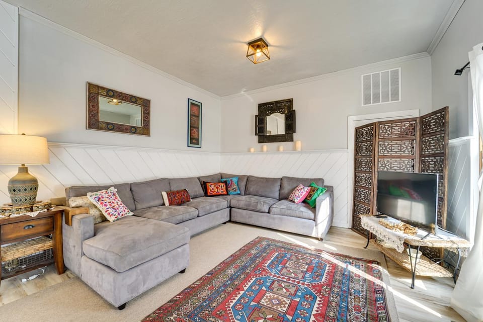 'Dolorable' Home w/ Yard - Walk to River! House in Dolores
