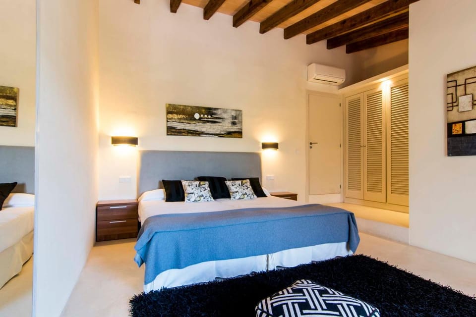 Living room, Bedroom