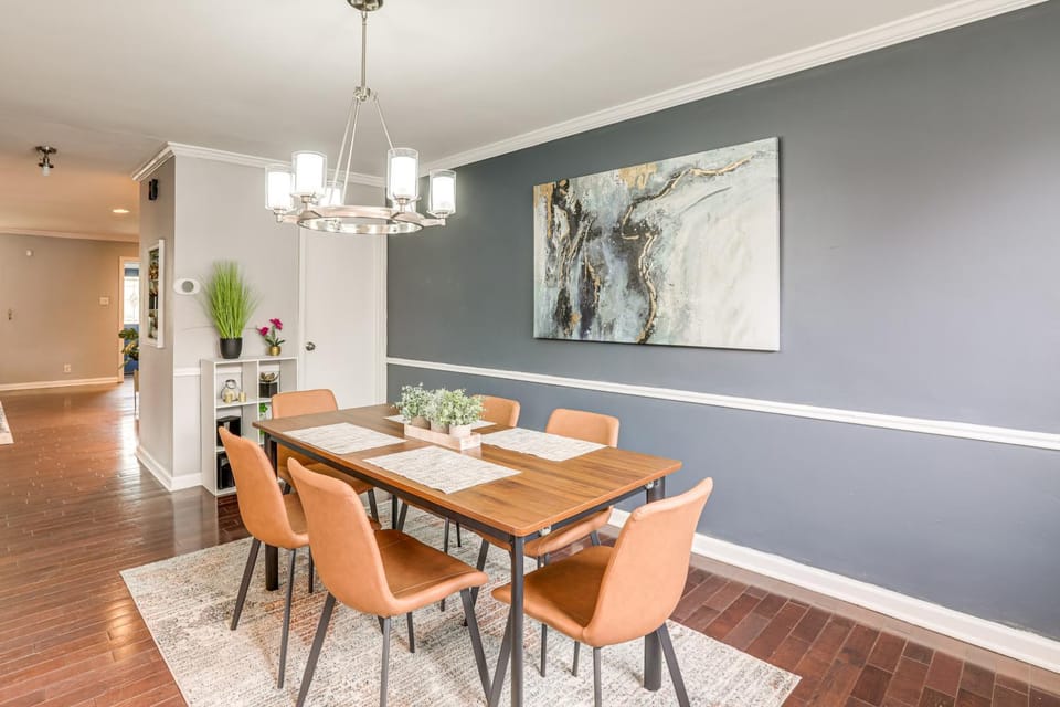Family-Friendly Getaway: 11 Mi to Dtwn Philly House in Cheltenham Township