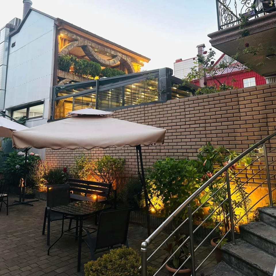 Property building, Garden