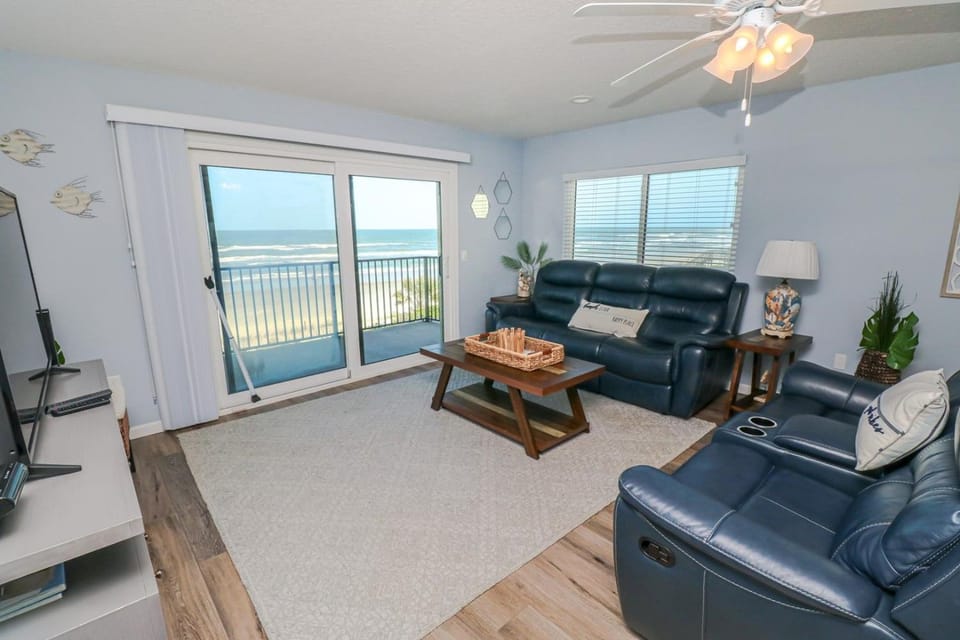 Summer House 168 House in Crescent Beach