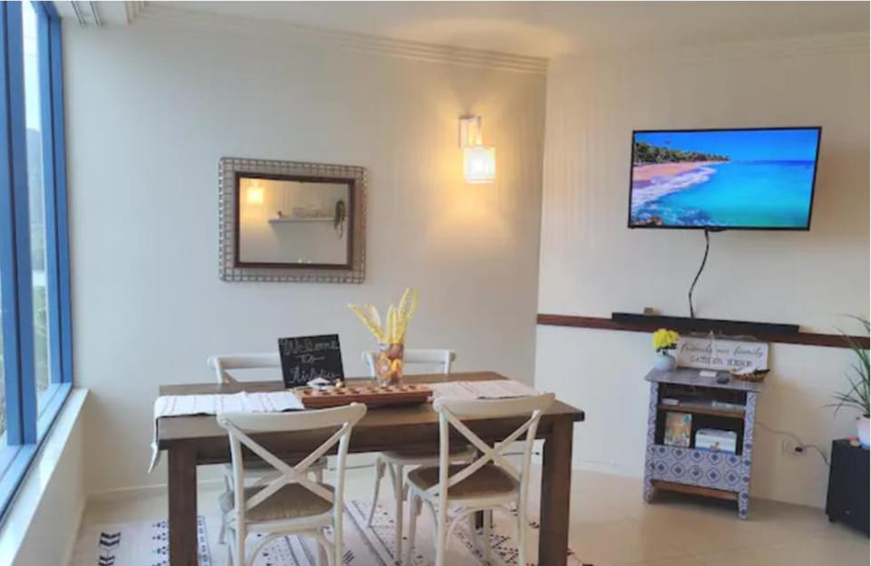☆Airliedise☆NO hills☆Kitchen☆5min walk 2 Ferry terminal☆WiFi☆Netflix Apartment in Airlie Beach