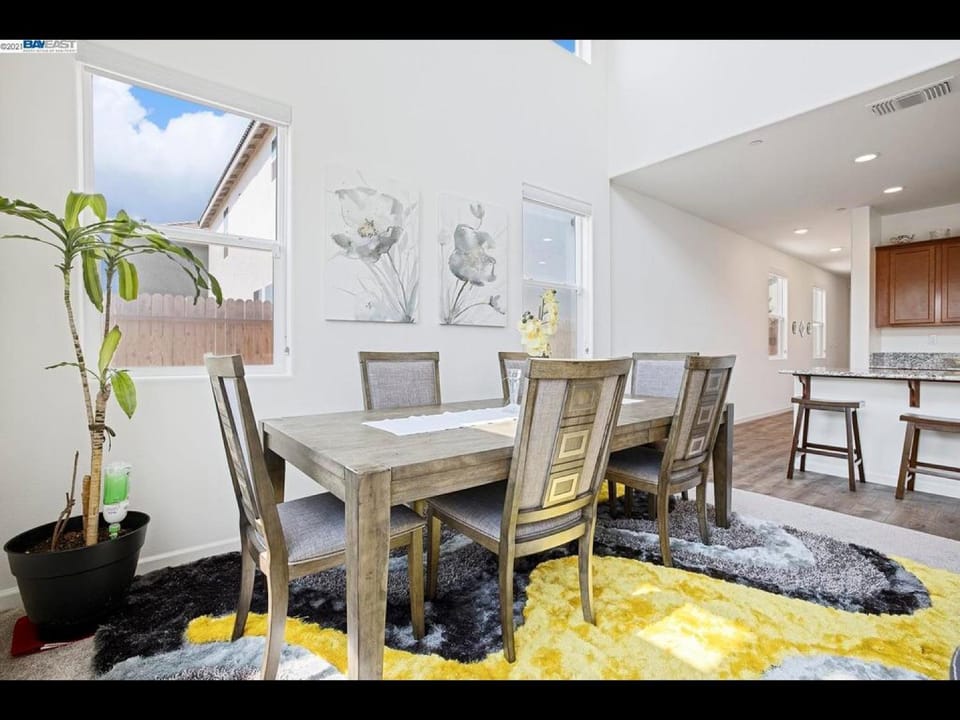 Spacious beautiful home perfect for groups and families Villa in Madera