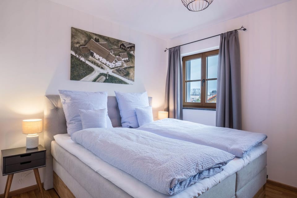 Property building, Living room, Bedroom