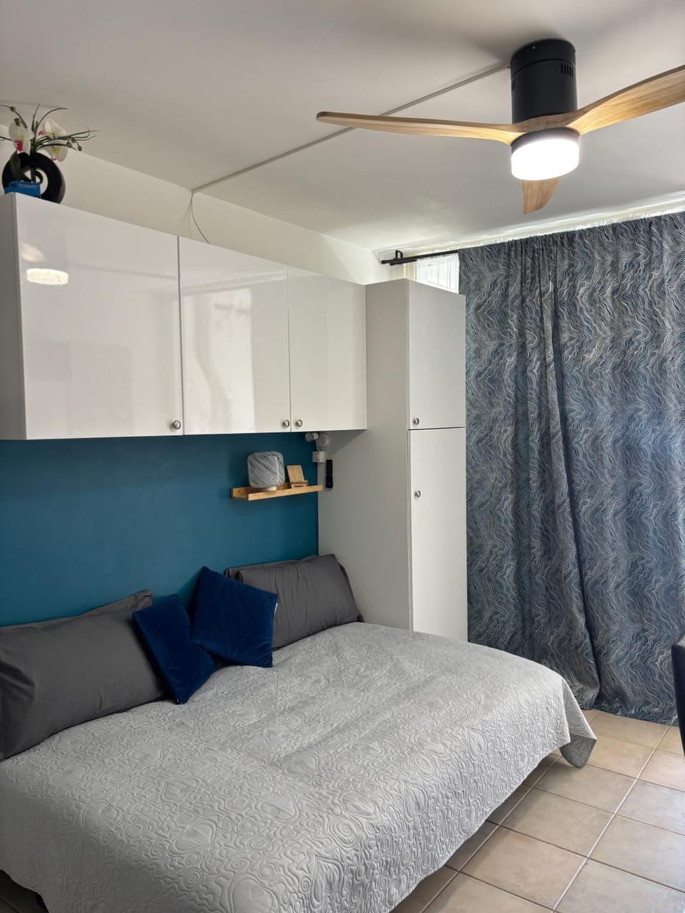 Joli studio proche Monaco et à 50 m de la mer et station de train Apartment in Roquebrune-Cap-Martin