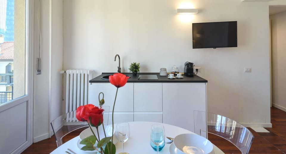 TV and multimedia, Coffee/tea facilities, Dining area, kitchen