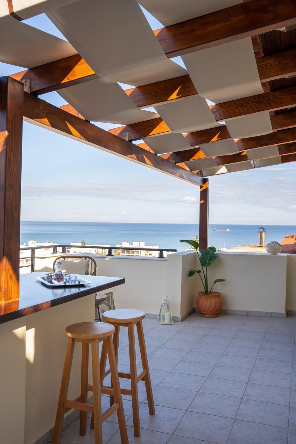 Natural landscape, Balcony/Terrace, Dining area, Sea view