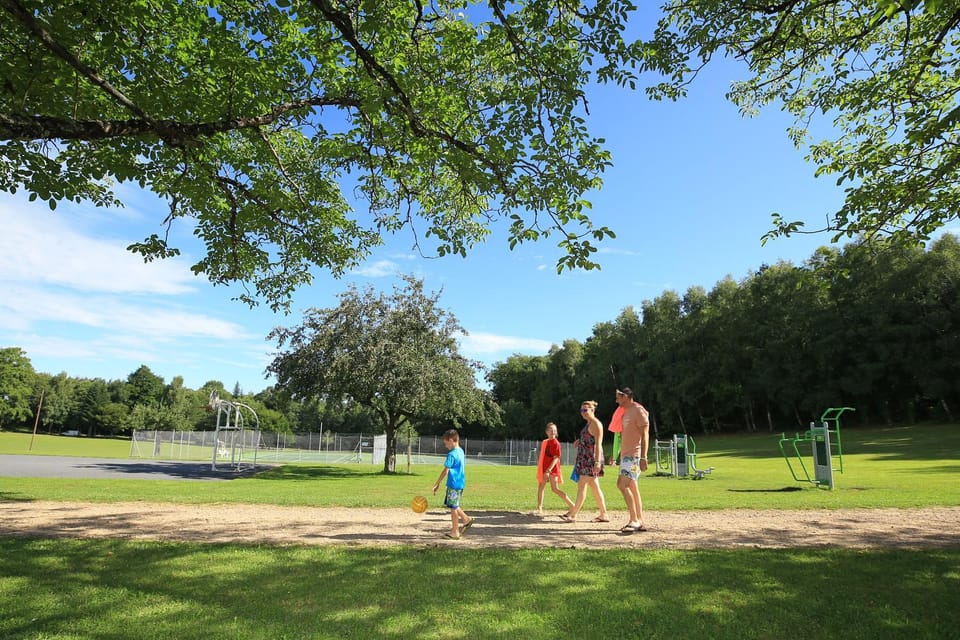 People, Activities, On site, Sports, children, older children, Family