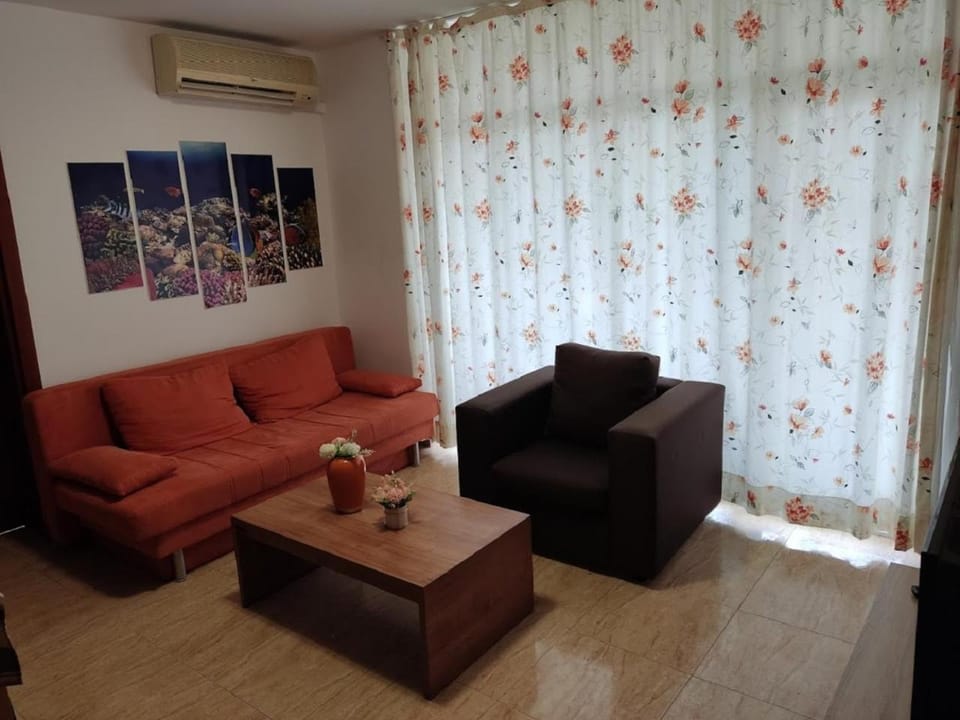 Dean's Cozy 2 Bed Apart at Sunny Beach resort Apartment in Sunny Beach