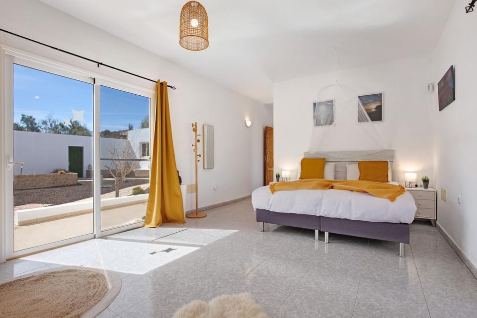 Property building, Living room, Bedroom