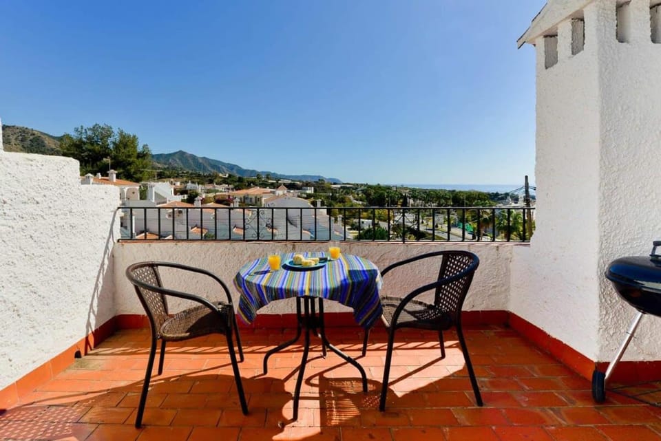 Capistrano Pueblo Apartment in Nerja