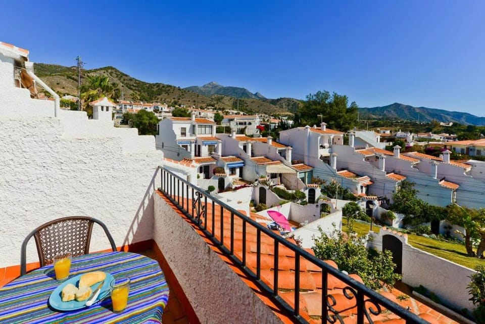 Capistrano Pueblo Apartment in Nerja