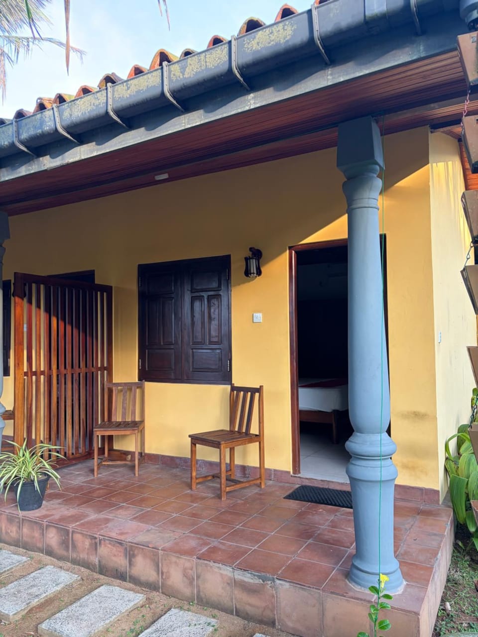 Jim's Beach Villas Hotel in Hikkaduwa