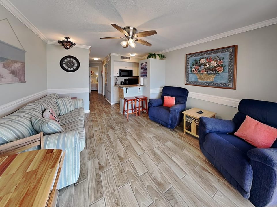 Kitchen or kitchenette, Living room, Seating area, furniture