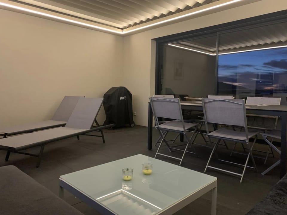 BBQ facilities, Balcony/Terrace