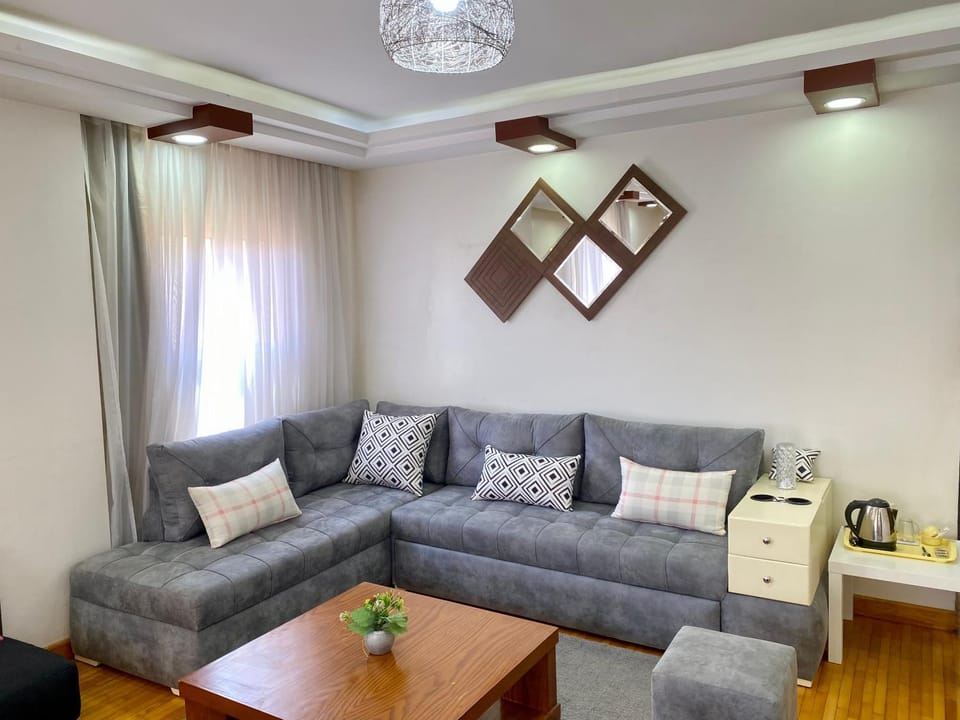 Golden Rose- men only Apartment hotel in Egypt