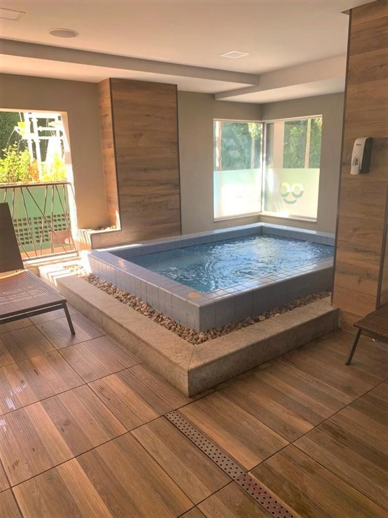 Hot Spring Bath, Hot Tub, Hot Tub, Spa and wellness centre/facilities
