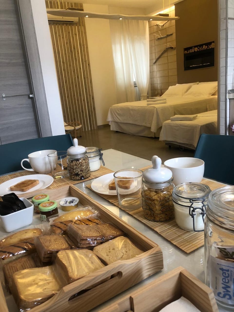 Food and drinks, Food, Breakfast