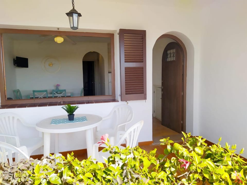 Facade/entrance, Balcony/Terrace, Balcony/Terrace