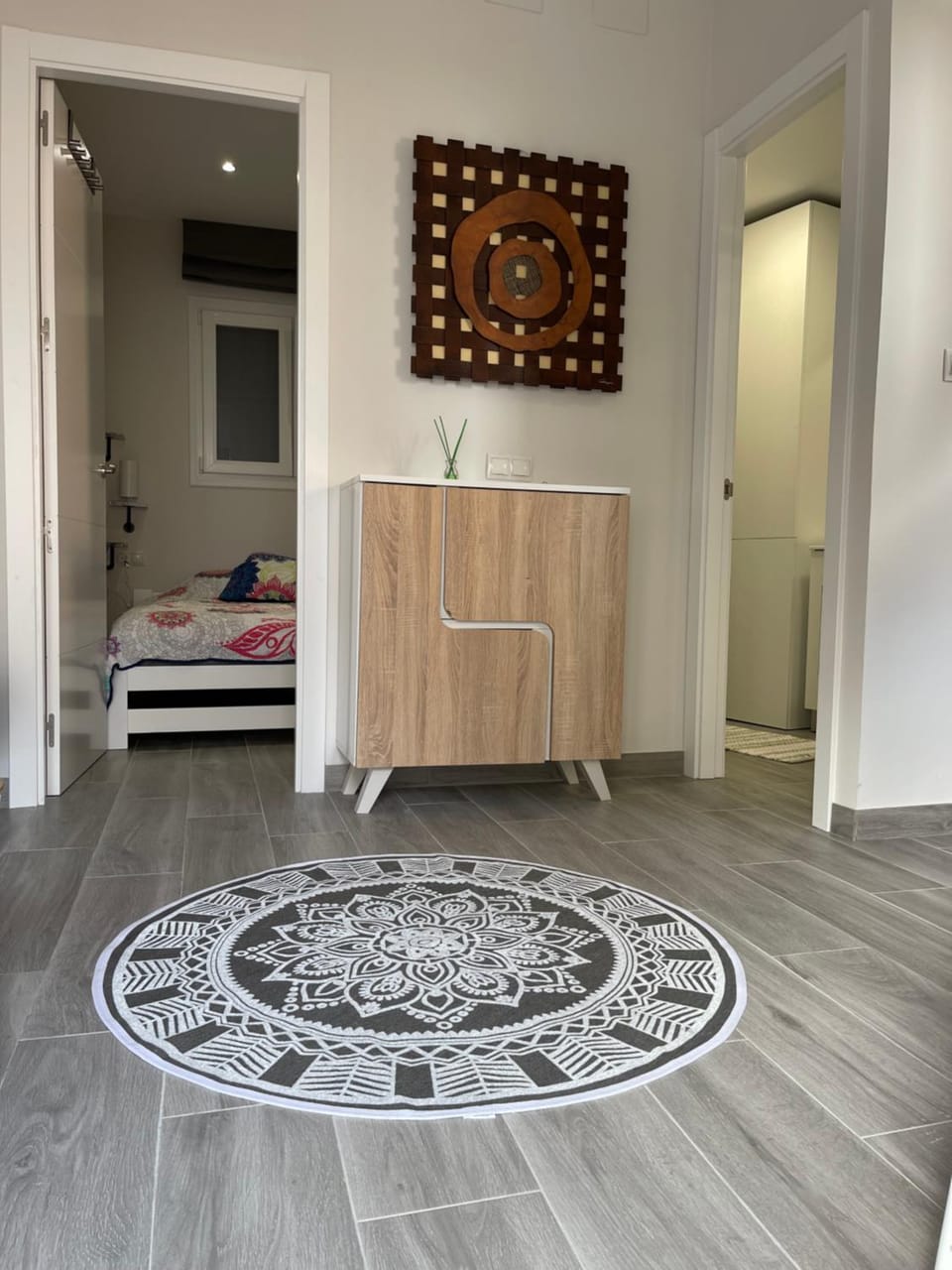 Photo of the whole room