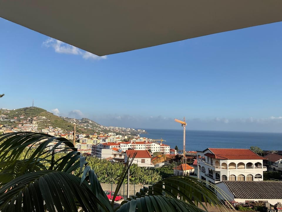 View (from property/room), City view, Sea view, Sea view, Quiet street view