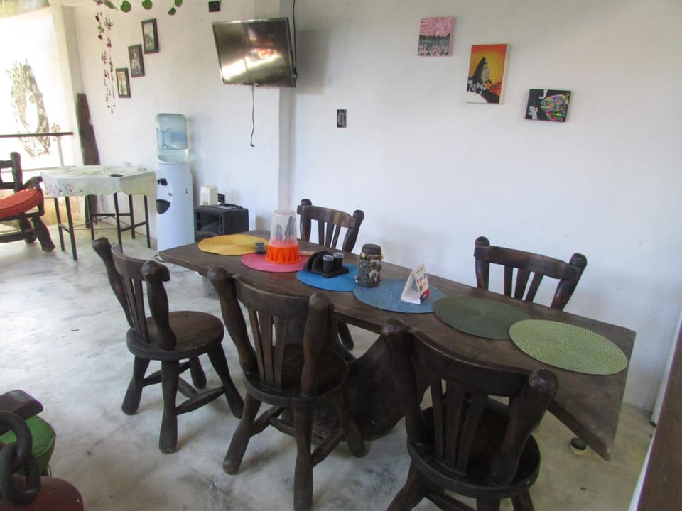 Communal lounge/ TV room