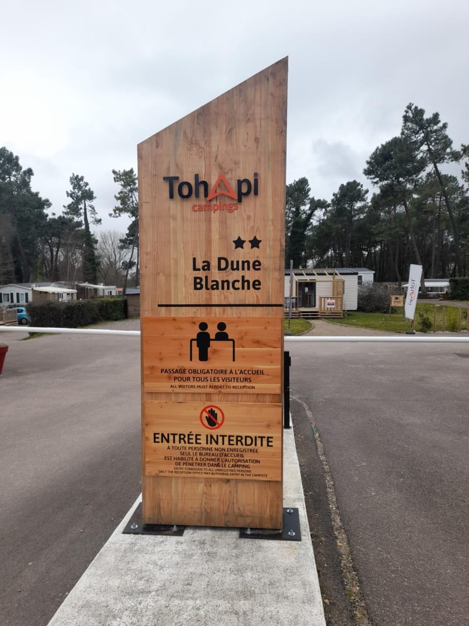 Logo/Certificate/Sign