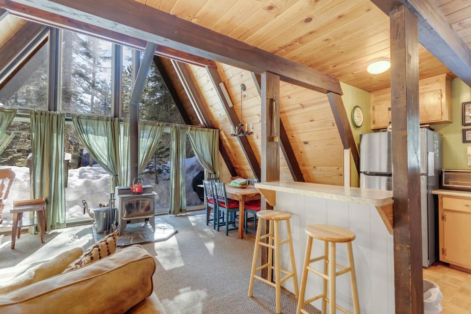 Popular A-frame Cabin With Deck & Views - Vh 216 Cabin in Bear Valley