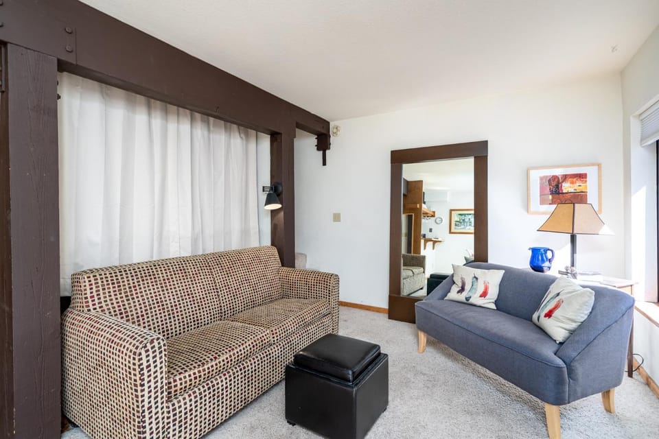 Sunny End Unit Condo! - Tamarack #20 House in Bear Valley
