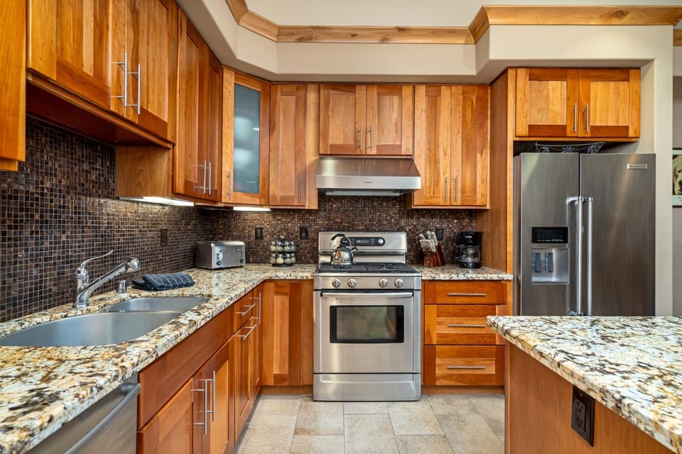 Modern Condo - Jacuzzi Tub SM #201 Apartment in Bear Valley