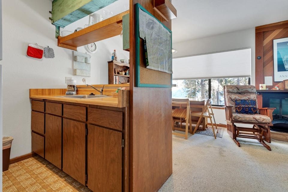 Year Round Condo- Sleeps 5! - Tamarack #17 Apartment in Bear Valley