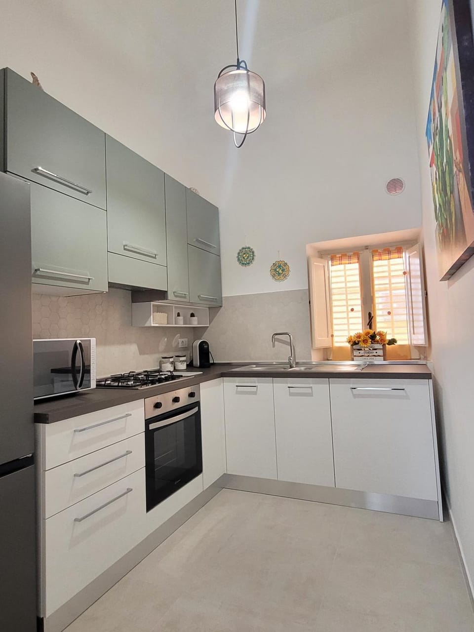 Kitchen or kitchenette, kitchen